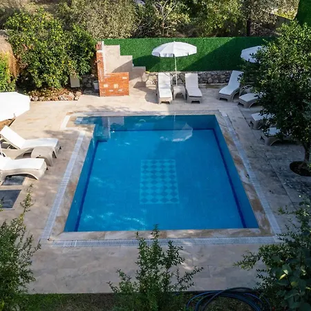 Villa Jasmine Kaya Koey *